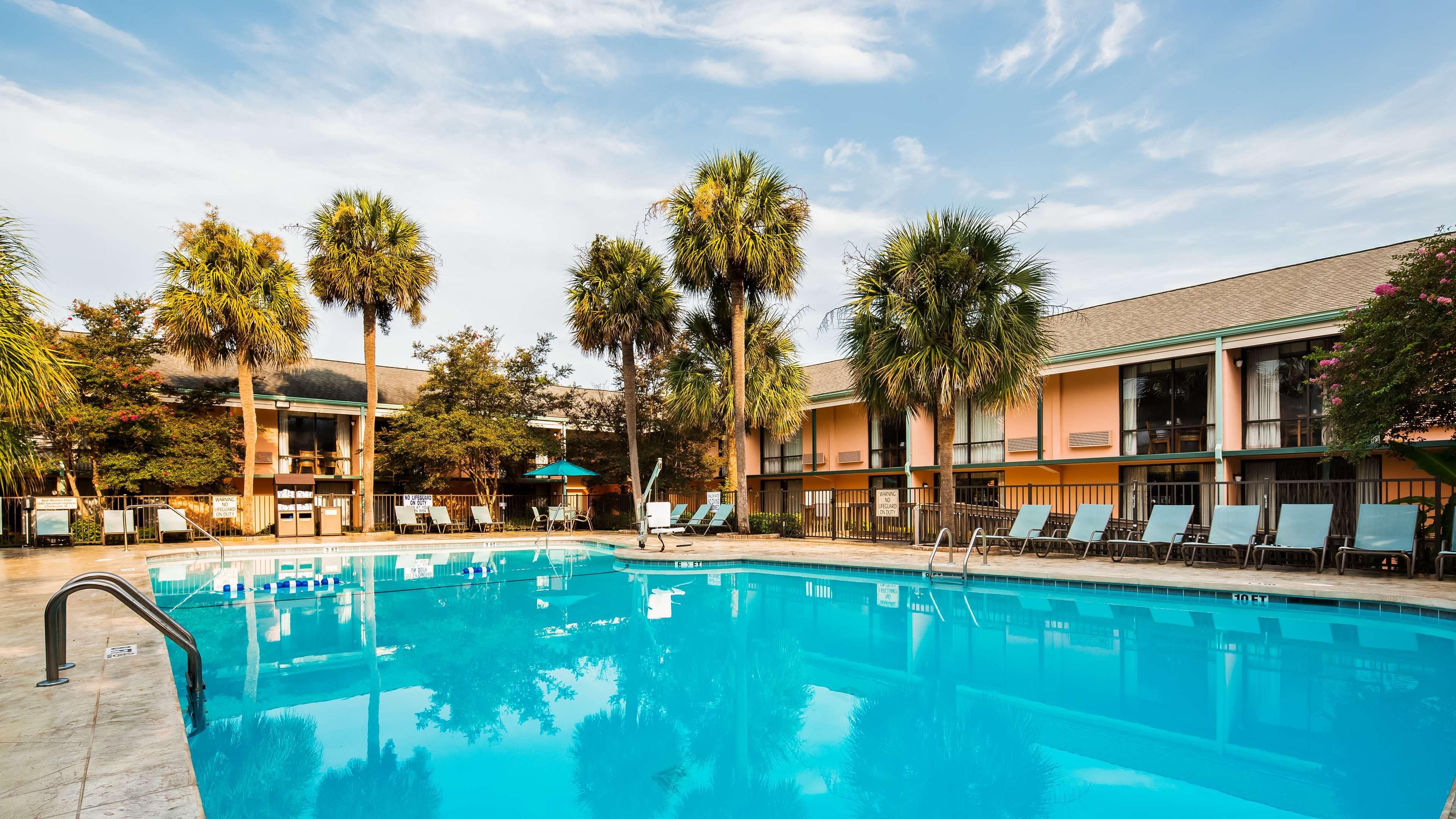 Best Western Charleston Inn Exterior photo